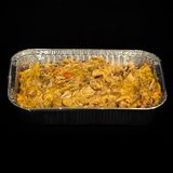 Bandeja de pollo braseado al verdeo